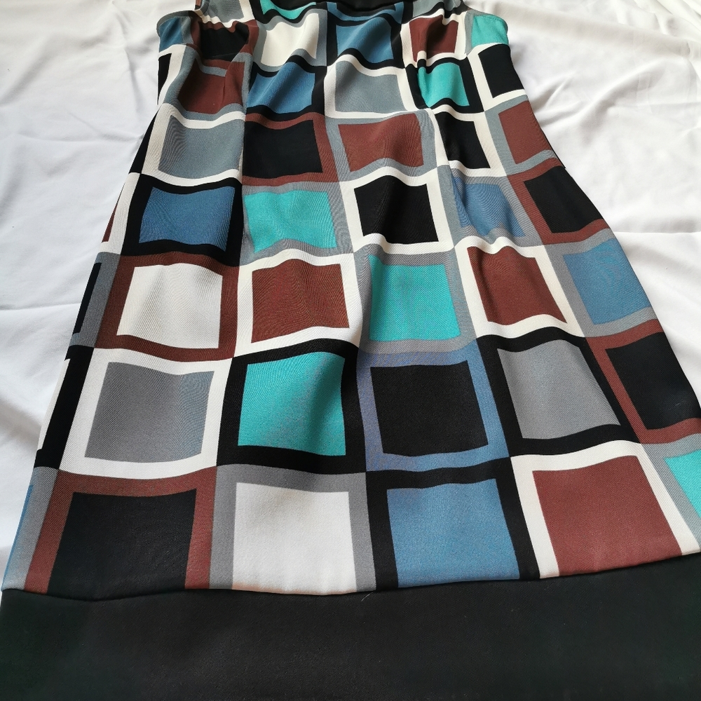 Color Block Sheath Dress - Picture 5 of 5